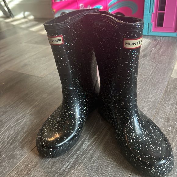 Hunter Kids Sparkly Black Rain Boots - Picture 1 of 2